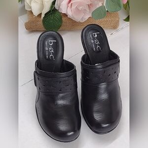 b.o.c. Women's Elegant Black Mules